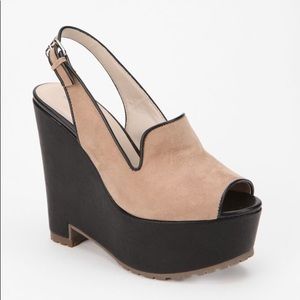 Dolcetta Dolce Vita Slingback Platform Wedge